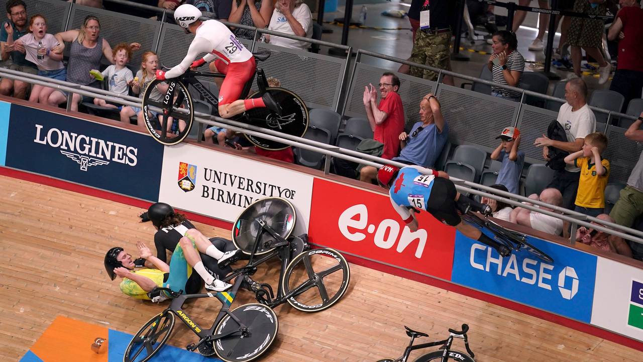 Horrorcrash beim Bahnradfahren der Commonwealth Games.