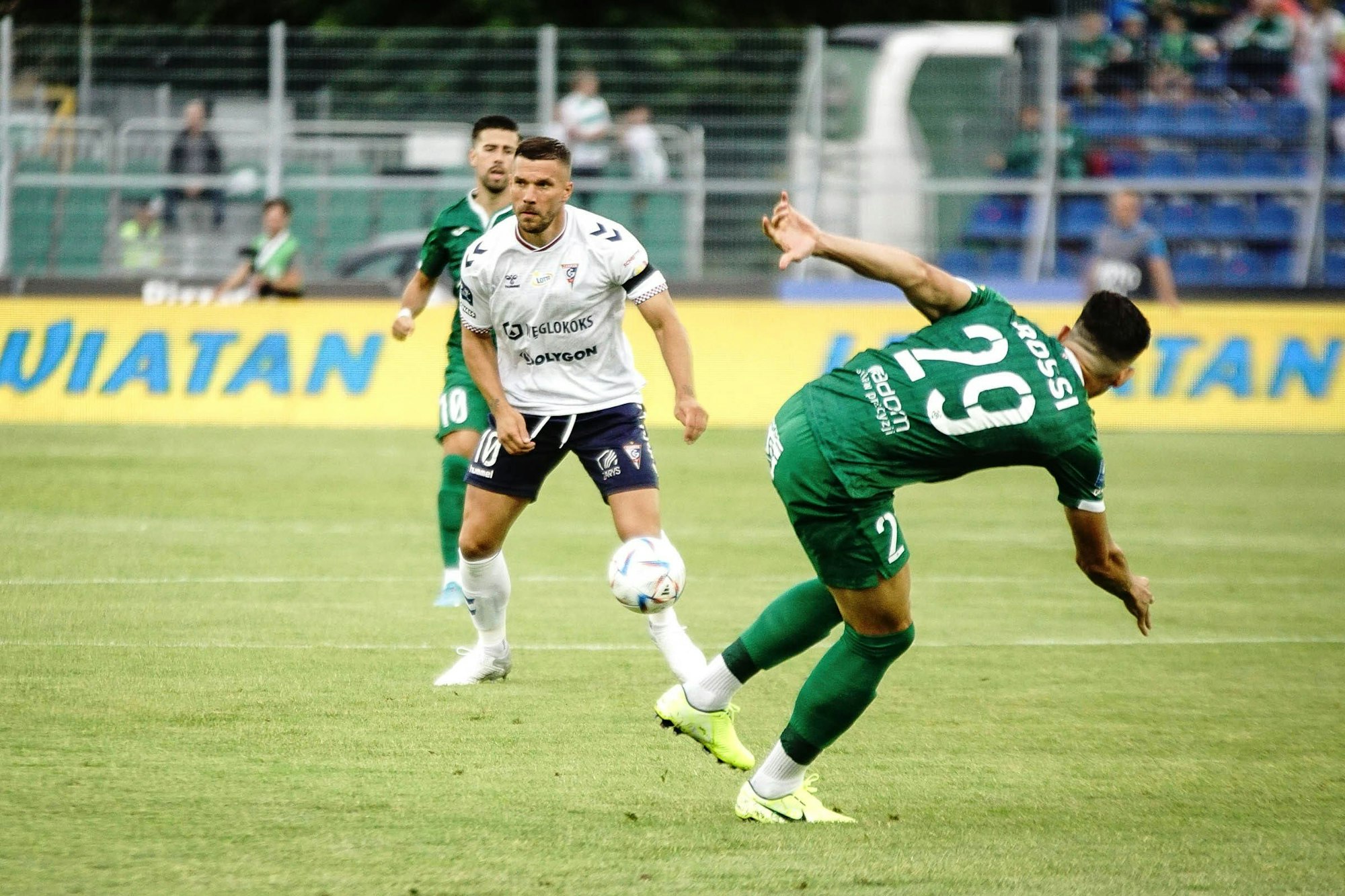 Lukas Podolski beim ersten Saisonsieg im Trikot von Gornik Zarbze.