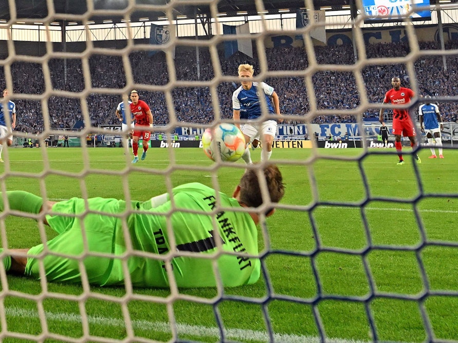 Kevin Trapp hält den Kasten von Eintracht Frankfurt sauber.