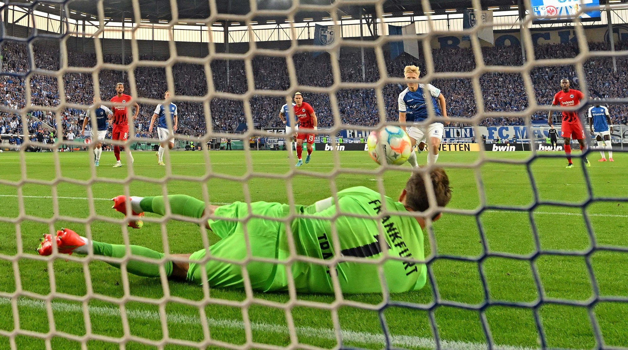 Kevin Trapp hält den Kasten von Eintracht Frankfurt sauber.