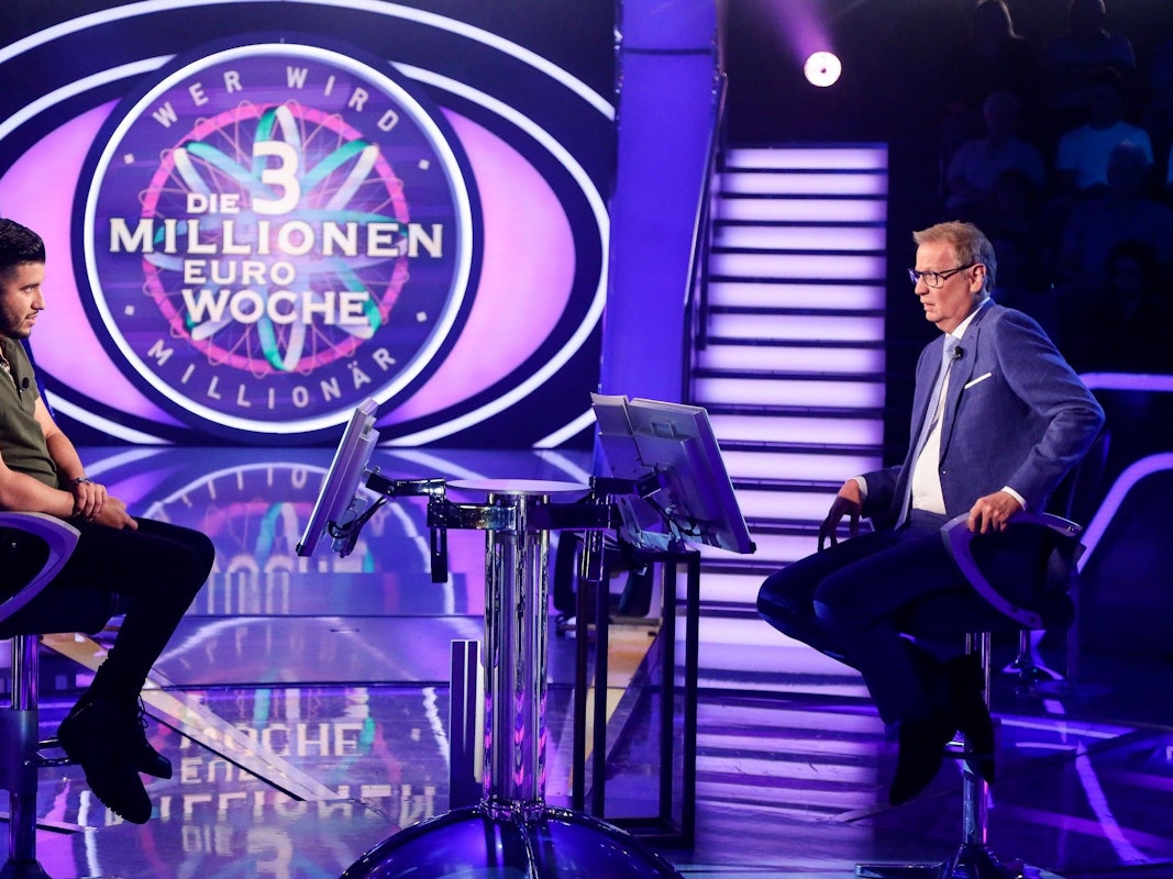 Moderator Günther Jauch mit Kandidat Zekihan Büyükyilmaz