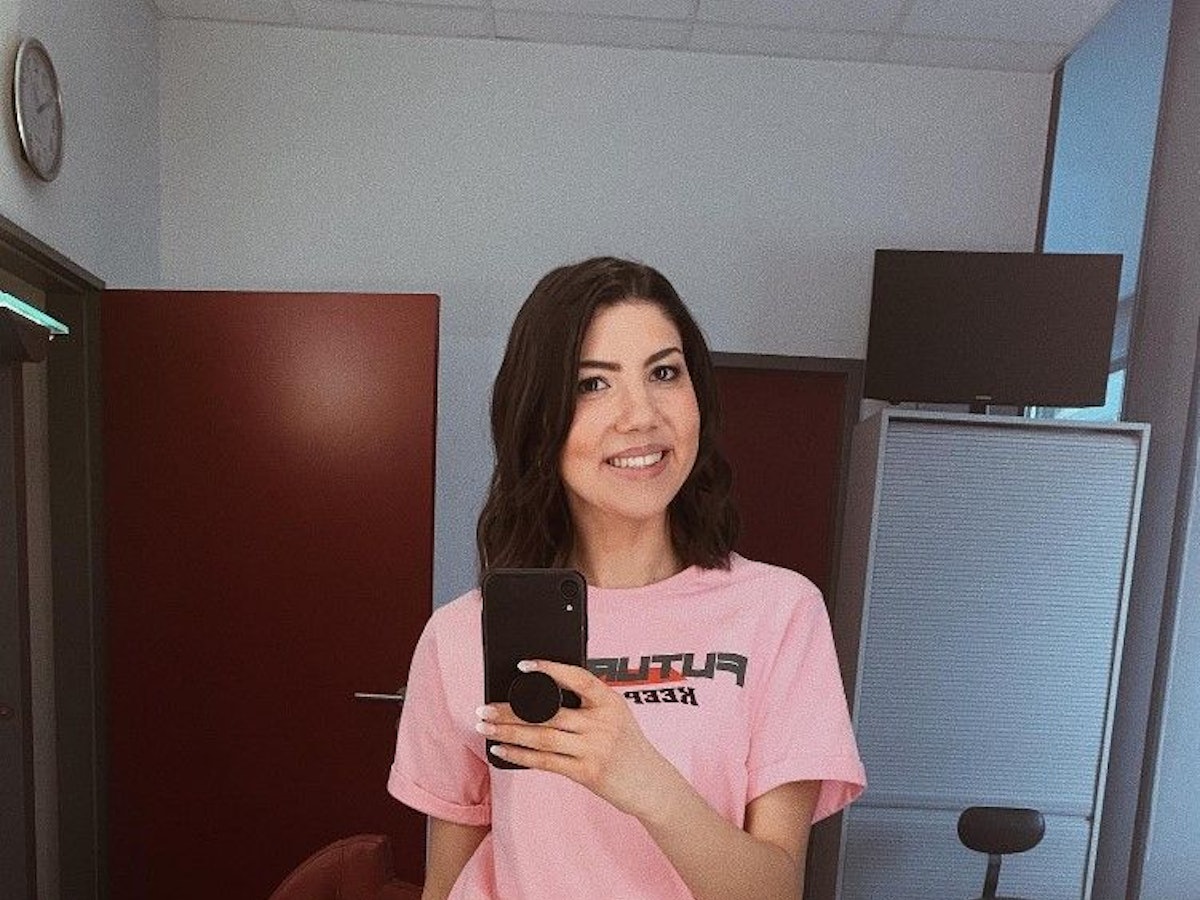 Amira Tröger, hier auf einem Instagram-Selfie vom Januar 2020, heizte den Sat.1-Zuschauern und Zuschauerinnen auf Instagram ein.