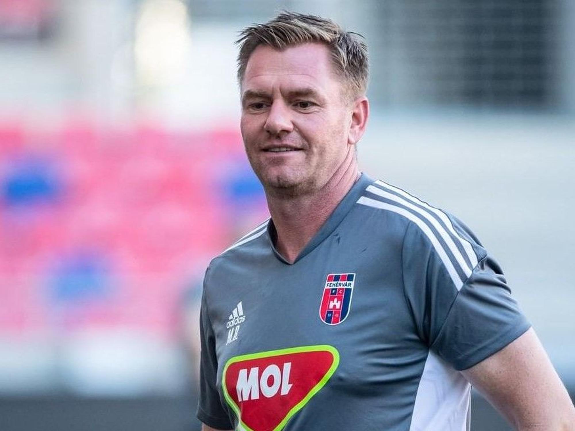 Michael Boris bei einer Einheit des Fehérvár FC, dem Gegner des 1. FC Köln in den Playoffs zur Conference League