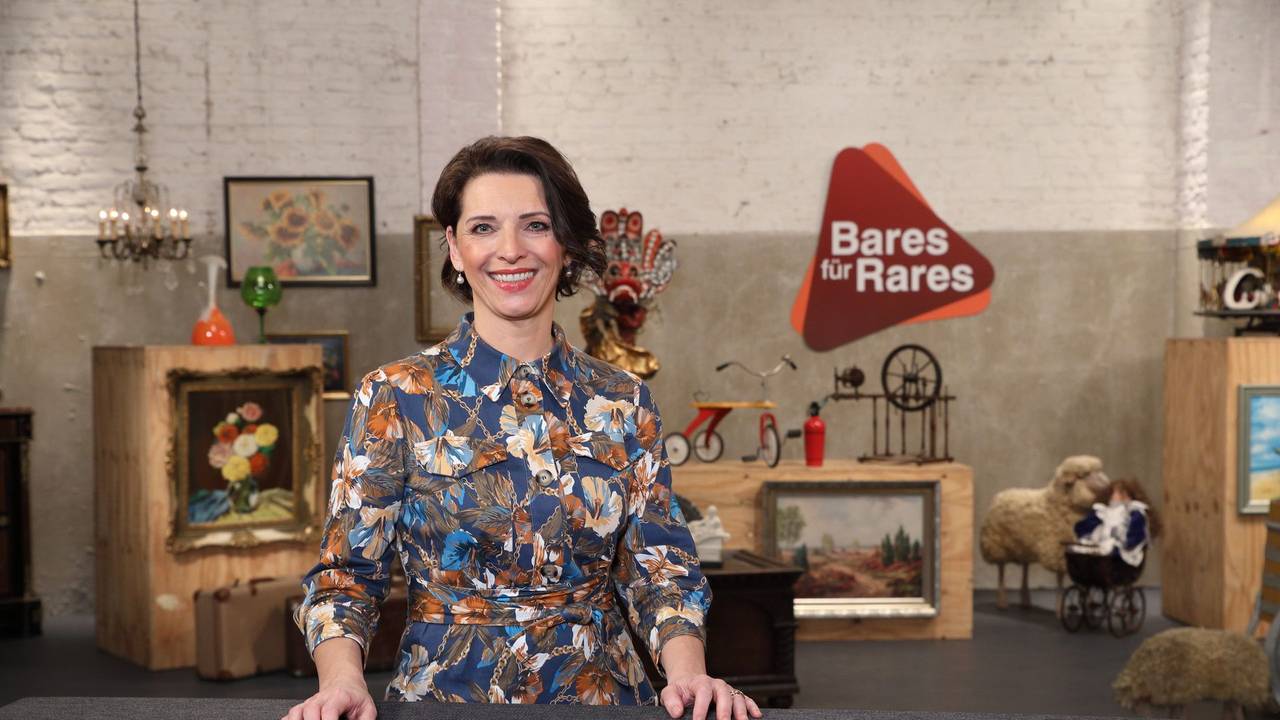 „Bares für Rares“ Schmuck-Expertin Wendela Horz hatte mit skurriler Autogrammanfrage zu kämpfen.