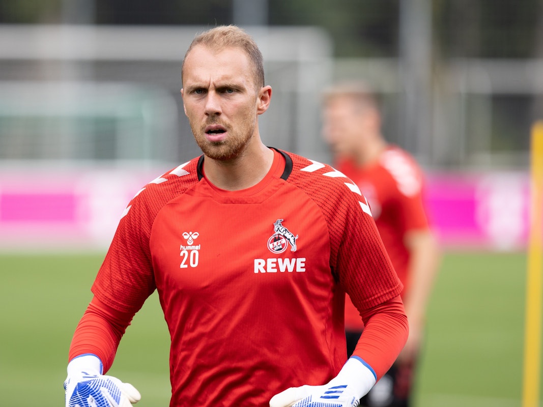 Marvin Schwäbe im Training des 1. FC Köln.