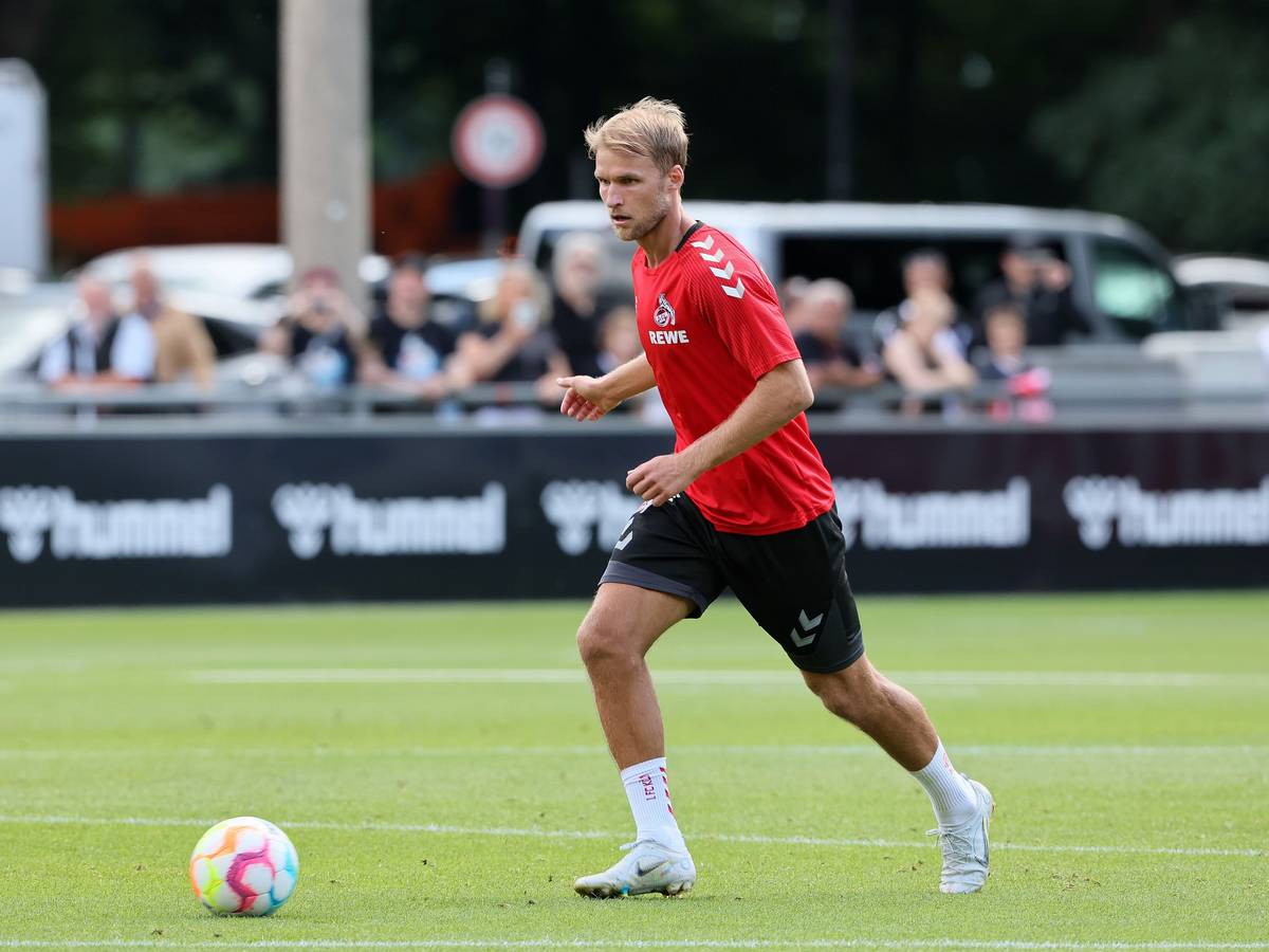 Sebastian Andersson im Training des 1. FC Köln.