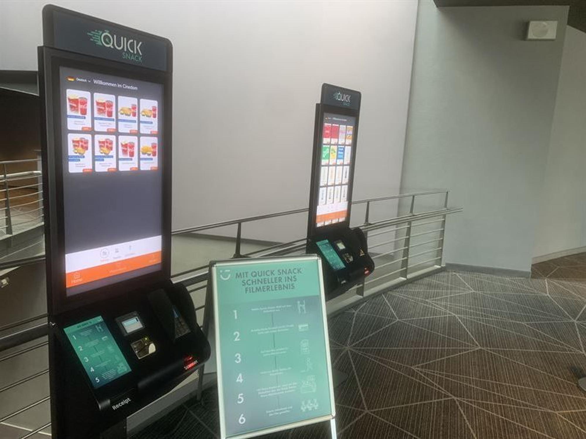 Das neue Bestellterminal im Cinedom in Köln.