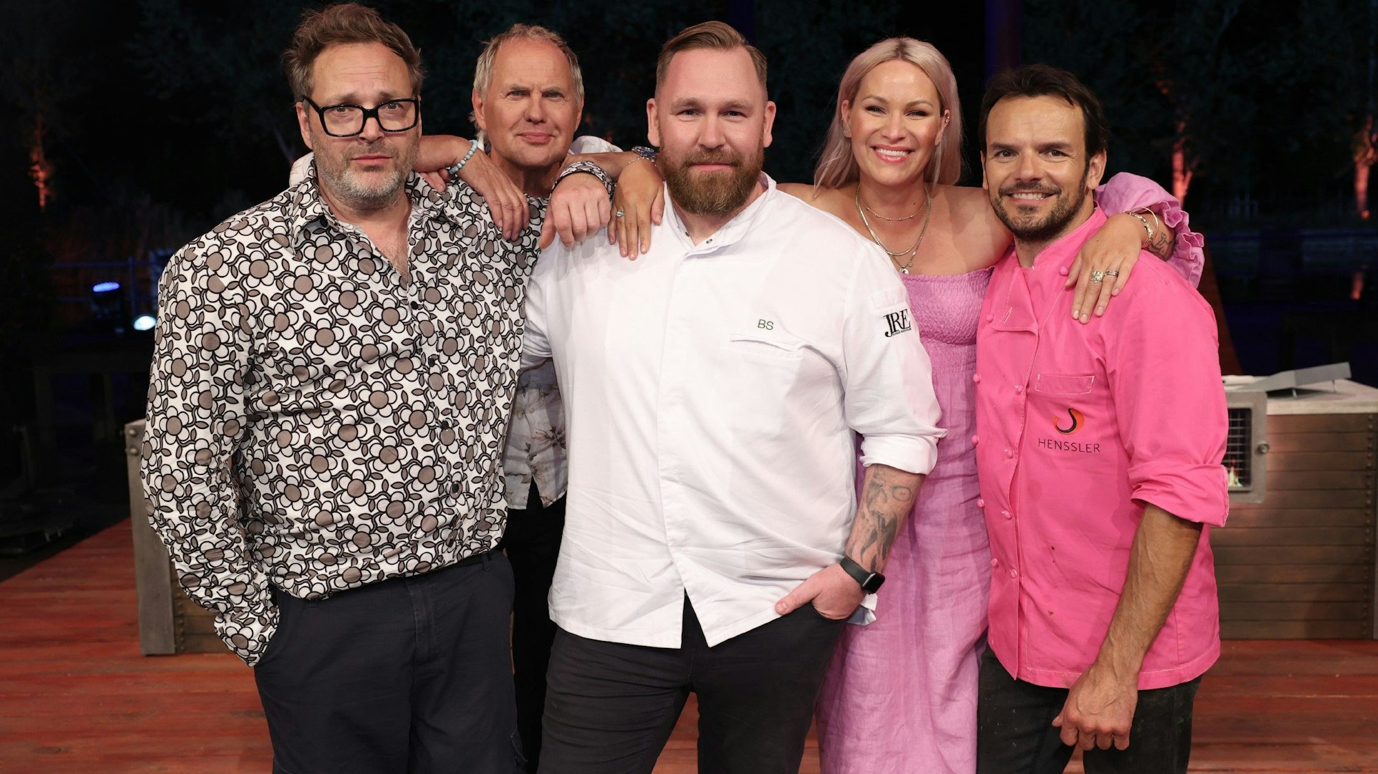 V.l.: Paul Panzer, Uwe Ochsenknecht, Björn Swanson, Evelyn Weigert und Steffen Henssler.