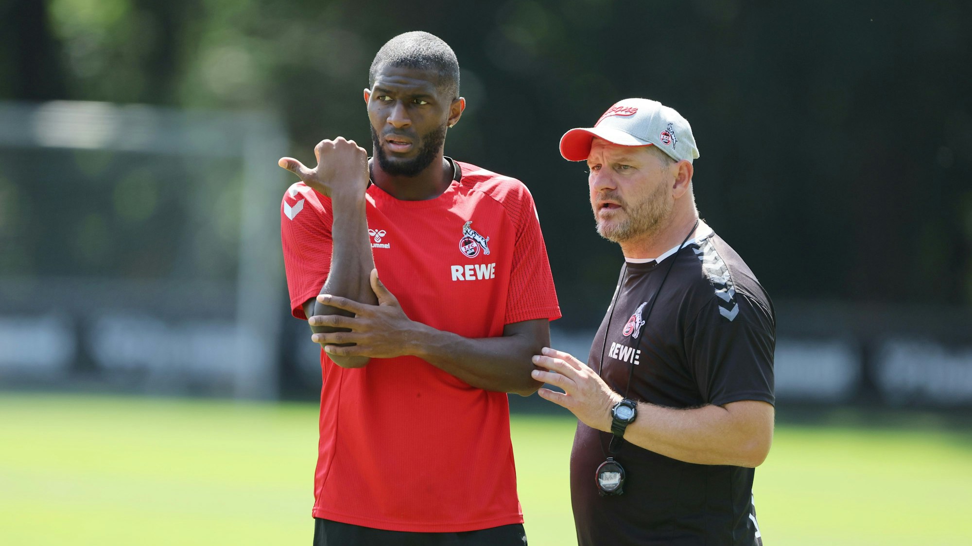 Kölns Traum-Duo ist gesprengt: Anthony Modeste (l., hier am 28. Juli 2022) verlässt Steffen Baumgart und den 1. FC Köln.