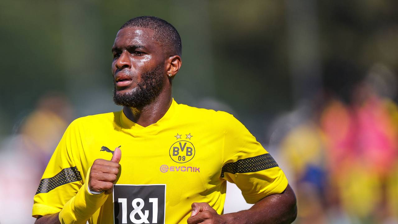 Anthony Modeste läuft über den Platz.