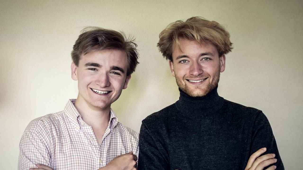 Die Brüder Victor und Arthur Abs von der Initiative agon e. V. im Portrait.