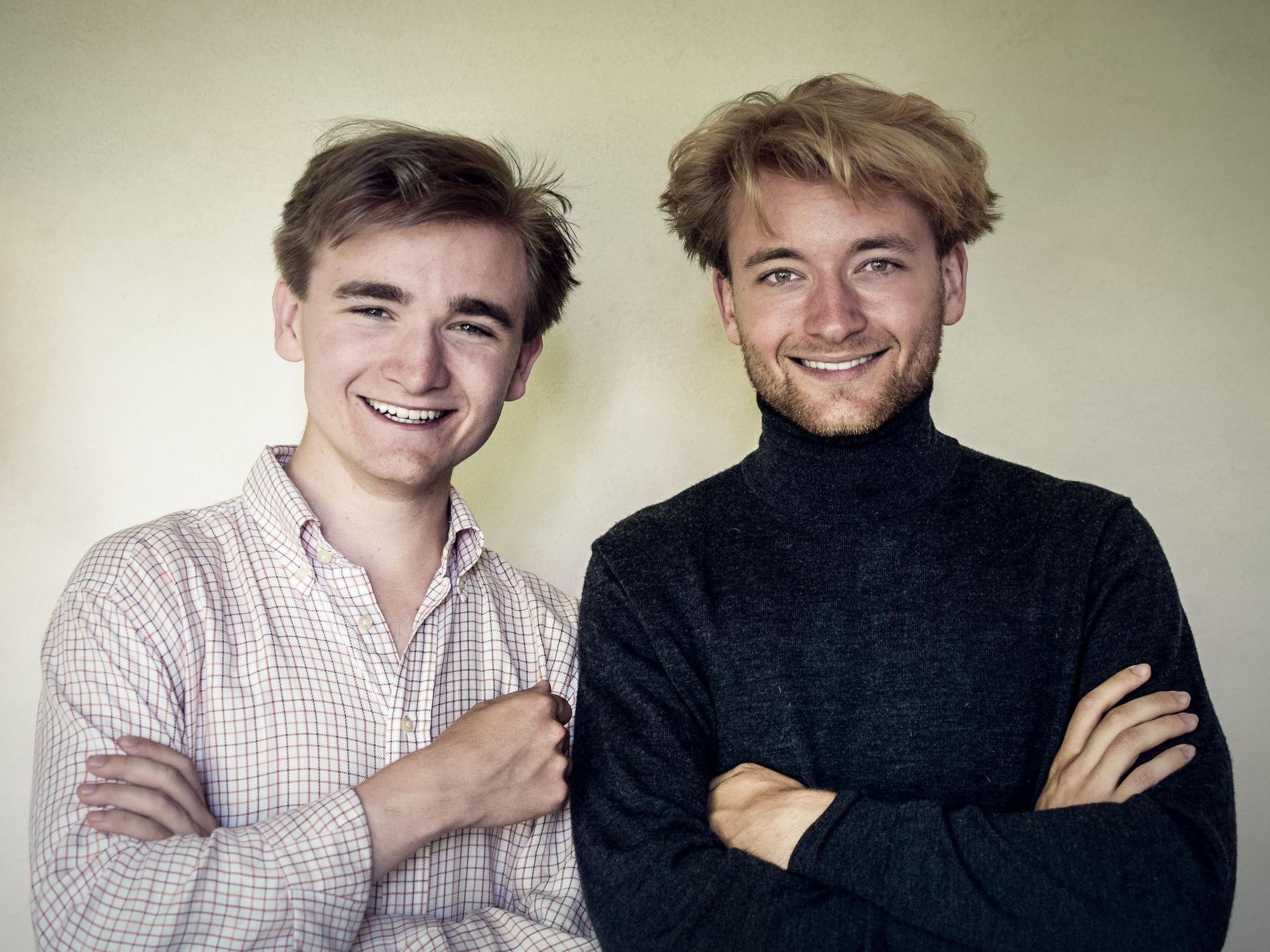 Die Brüder Victor und Arthur Abs von der Initiative agon e. V. im Portrait.