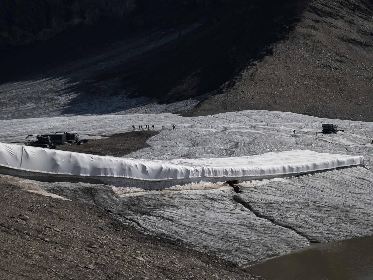 Über dem Zanfleuronpass auf rund 2800 Metern Höhe sei noch 2012 eine Eisdicke von 15 Metern gemessen worden.