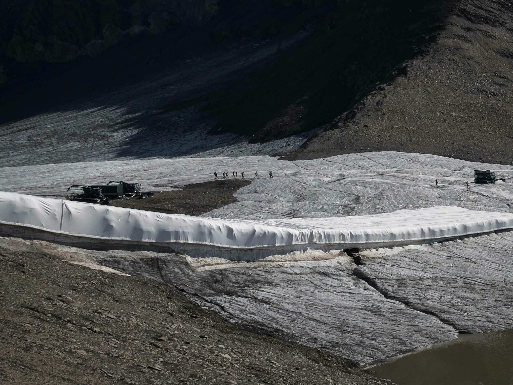 Über dem Zanfleuronpass auf rund 2800 Metern Höhe sei noch 2012 eine Eisdicke von 15 Metern gemessen worden.