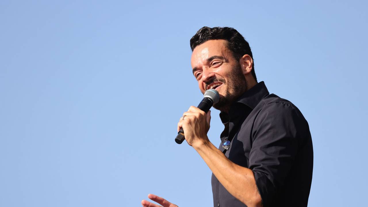 Giovanni Zarrella singt beim Event „Lieblingslieder“ in Bonn.