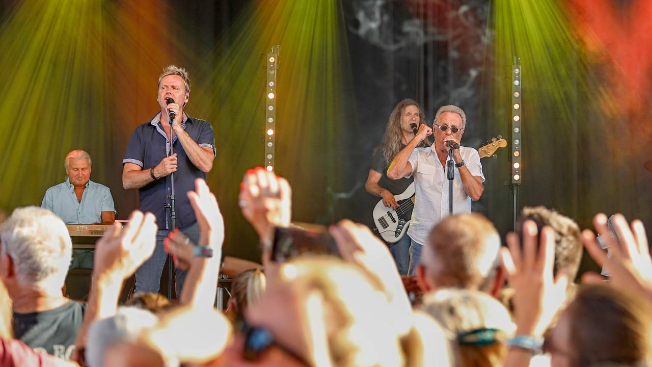 Die Band Bläck Fööss bei ihrem 46. Auftritt im Tanzbrunnen in Köln.