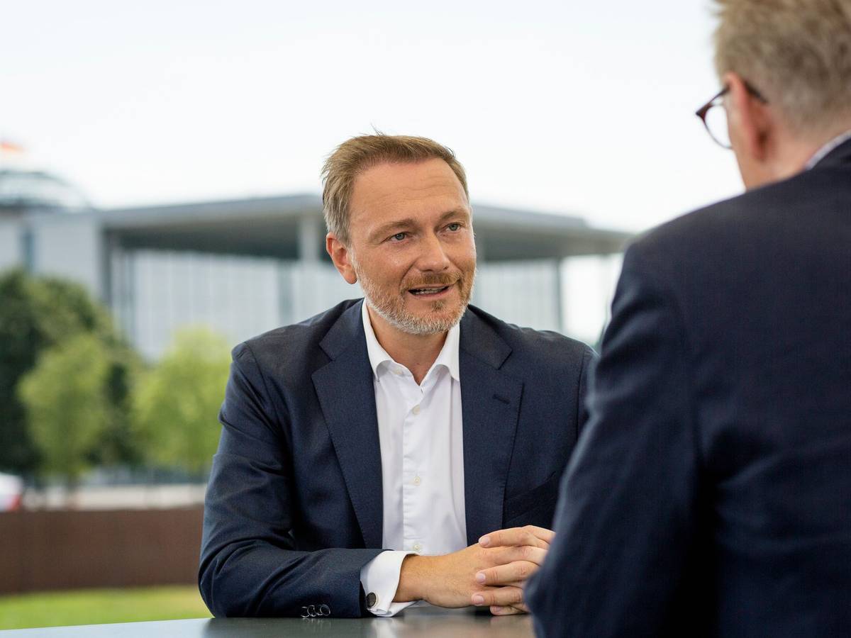 Christian Lindner im ZDF Sommerinterview mit Moderator Theo Koll am Sonntagabend (14. August): Lindner will weiter an der Schuldenbremse festhalten.