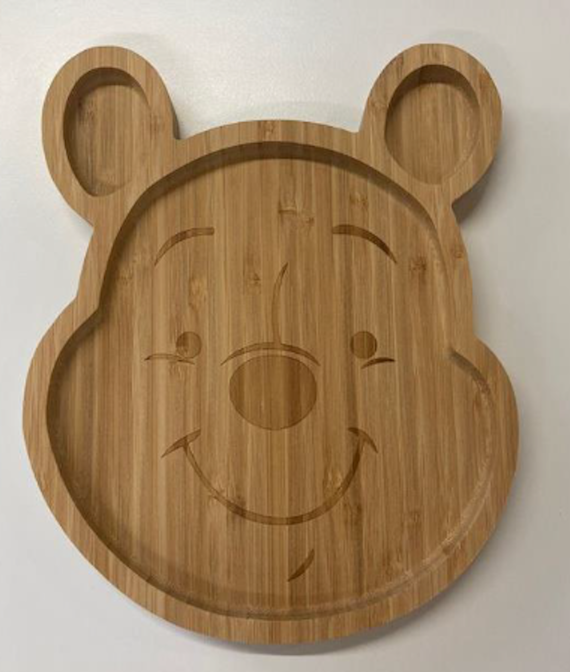 Der Modehändler Primark ruft den in seinen Filialen verkauften „Winnie the Pooh Teller“ wegen einer möglichen Überschreitung von Grenzwerten zurück.