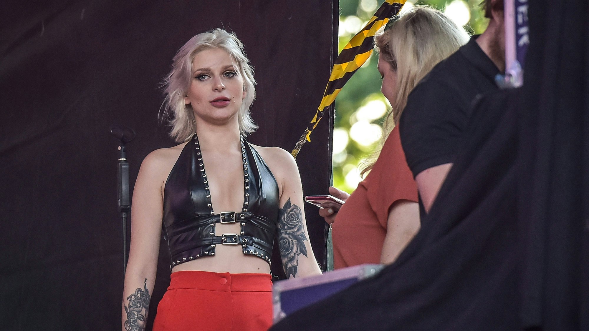 13.08.2022, xlakx, Entertainment Musik, SchlagerHammer-Tour 2022 in Oranienburg emspor, v.l.Marie Reim im Schlosspark Oranienburg bei der SchlagerHammer-Tour 2022. Oranienburg