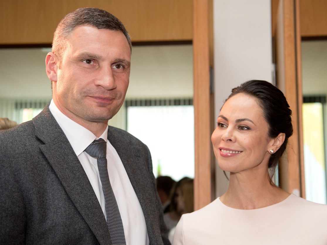 Der Bürgermeister von Kyjiw und ehemalige Boxer Vitali Klitschko und seine Frau Natalia Klitschko im Mai.2017 bei einem Empfang zum Eurovision Song Contest.