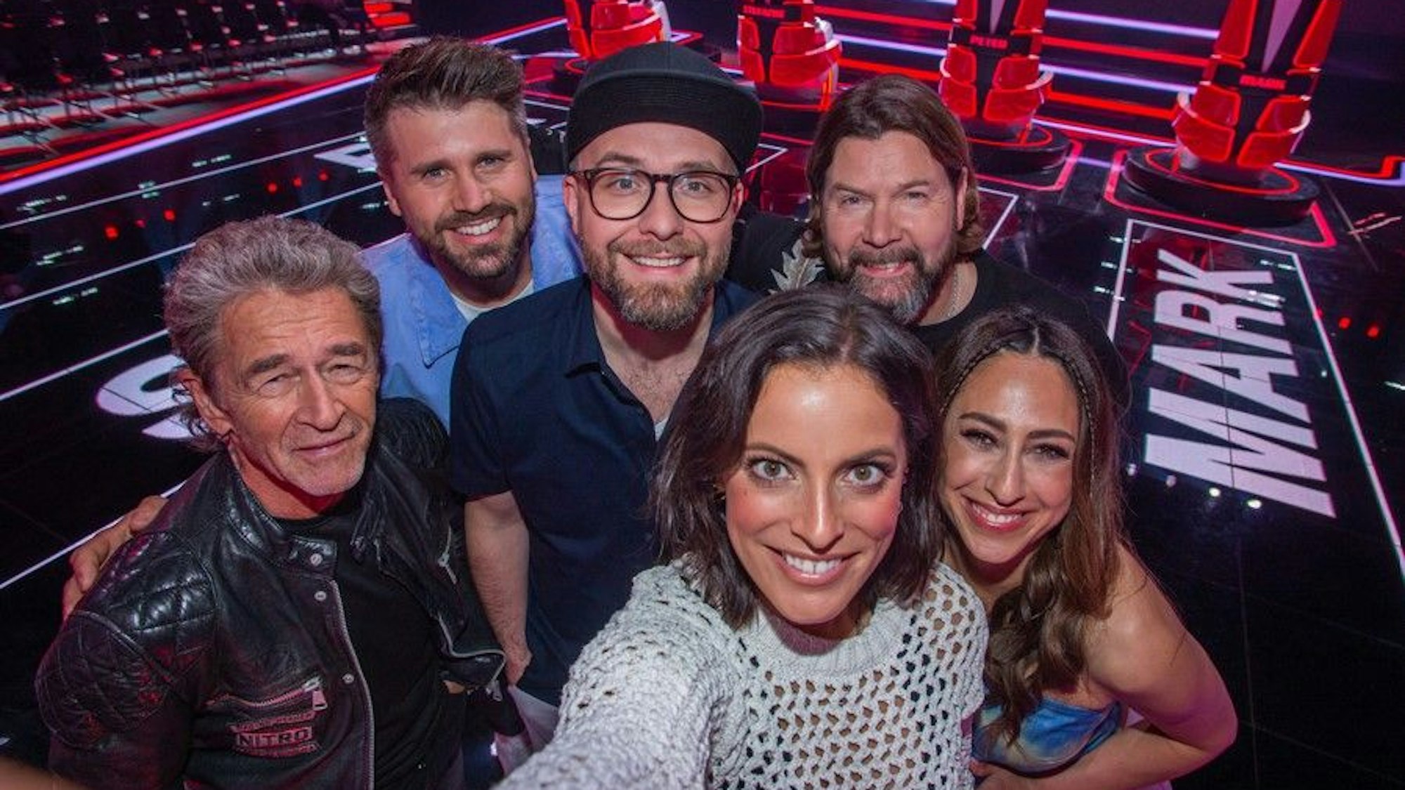 (im Uhrzeigersinn) Peter Maffay; Thore Schölermann; Mark Forster; Rea Garvey; Melissa Khalaj; Stefanie Kloß