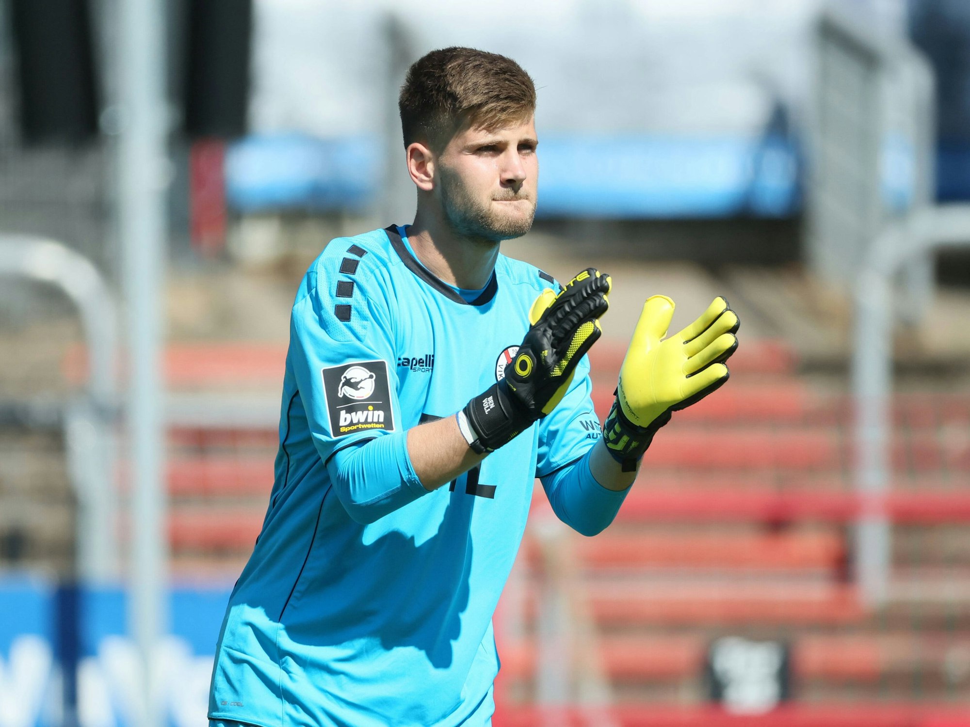 Torwart Ben Voll von Viktoria Köln.