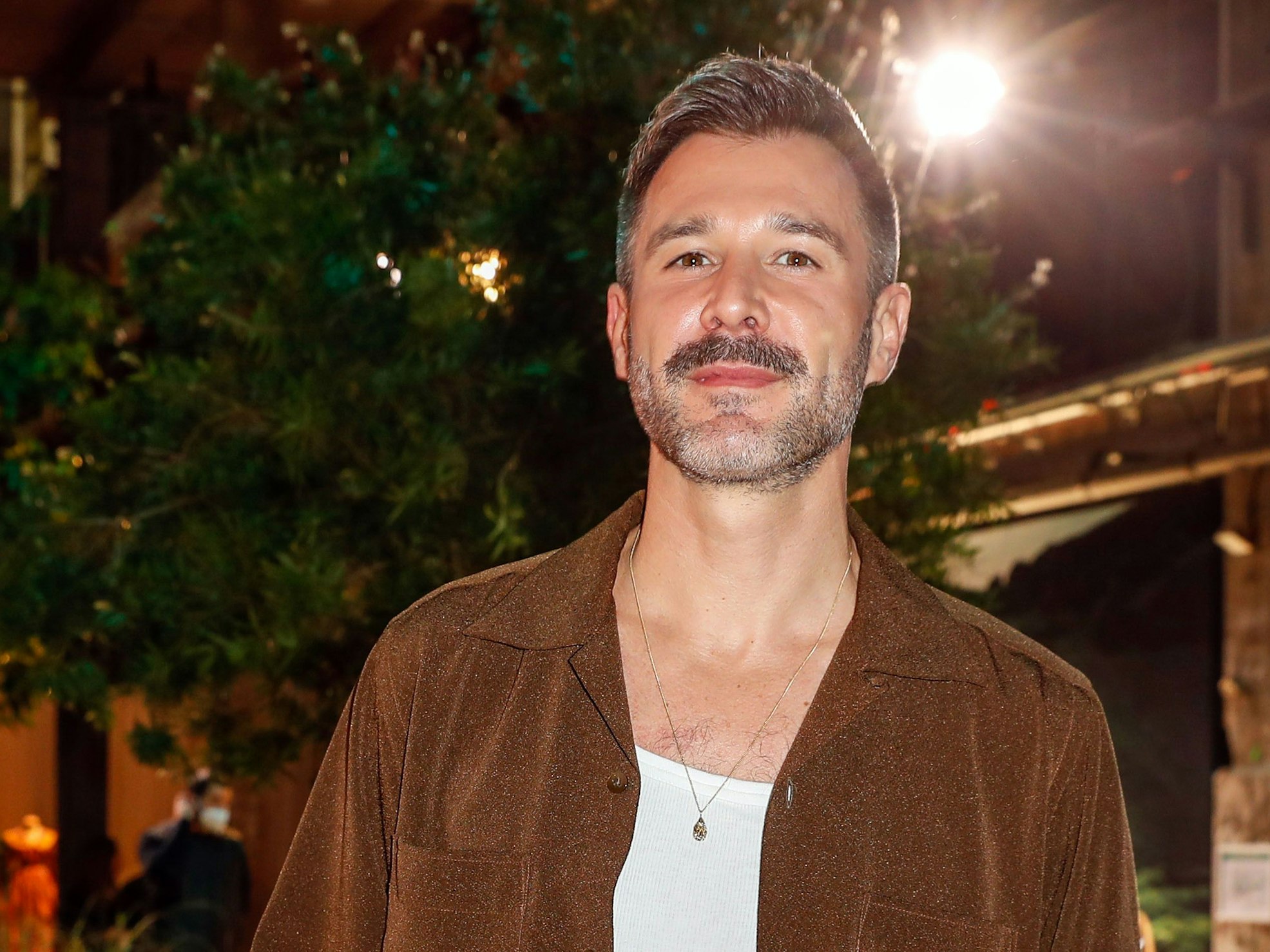 Moderator Jochen Schropp, hier im Kraftwerkt Berlin zur Show des Designers Perbandt auf der Berliner Modewoche am 15.03.2022, veröffentlicht ein Instagram-Video mit einem Stripper.