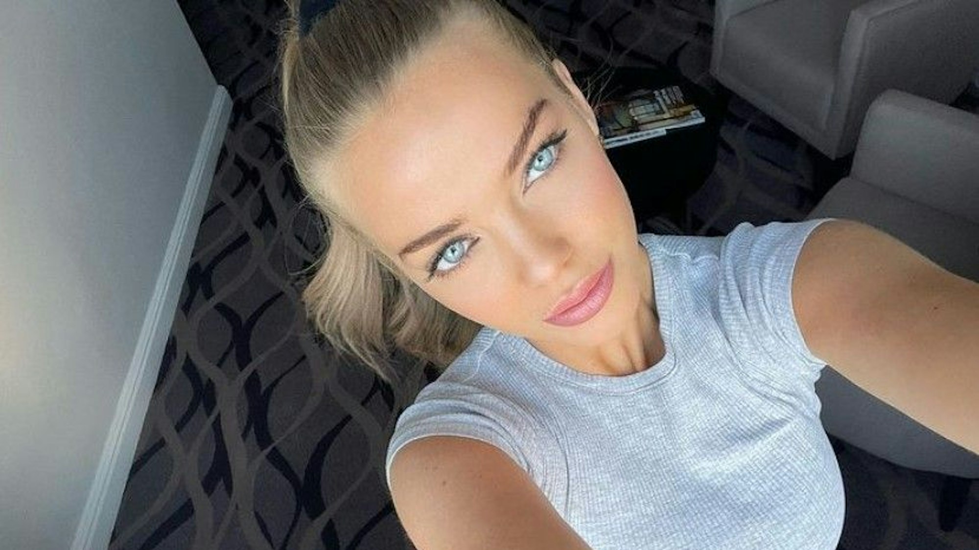 Laura Maria Rypa, hier auf einem Instagram-Selfie vom 17. April 2022, ist schwanger.