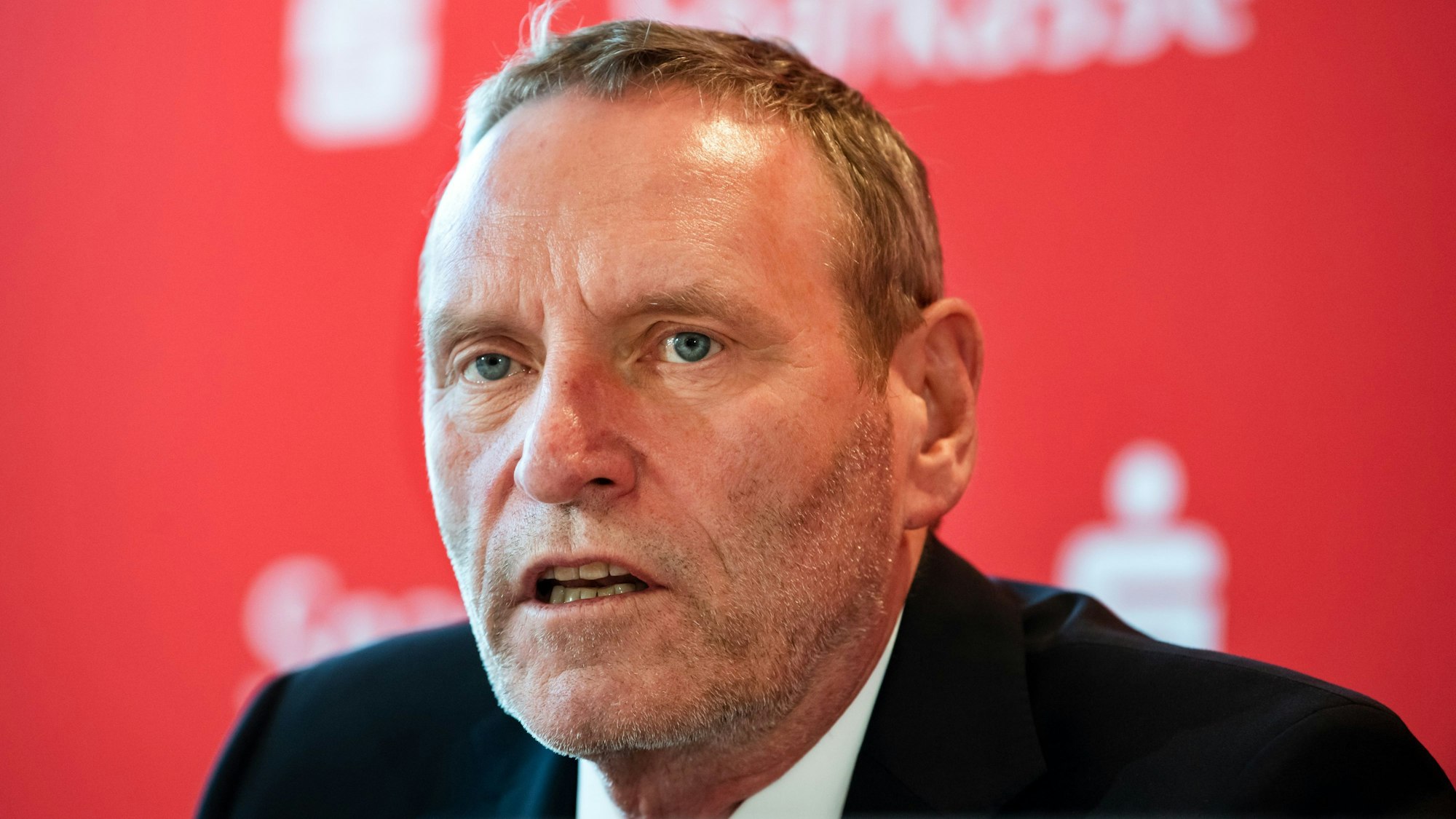 Sparkassen-Präsident Helmut Schleweis, hier 2019 bei einer Veranstaltung in Berlin.