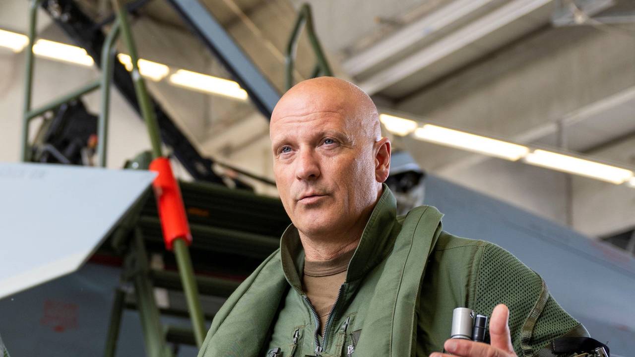 Ingo Gerhartz, Generalleutnant der Luftwaffe (hier im Juli 2022) hat vermehrte Begegnungen mit russischen Flugzeugen im Baltikum eingeordnet.