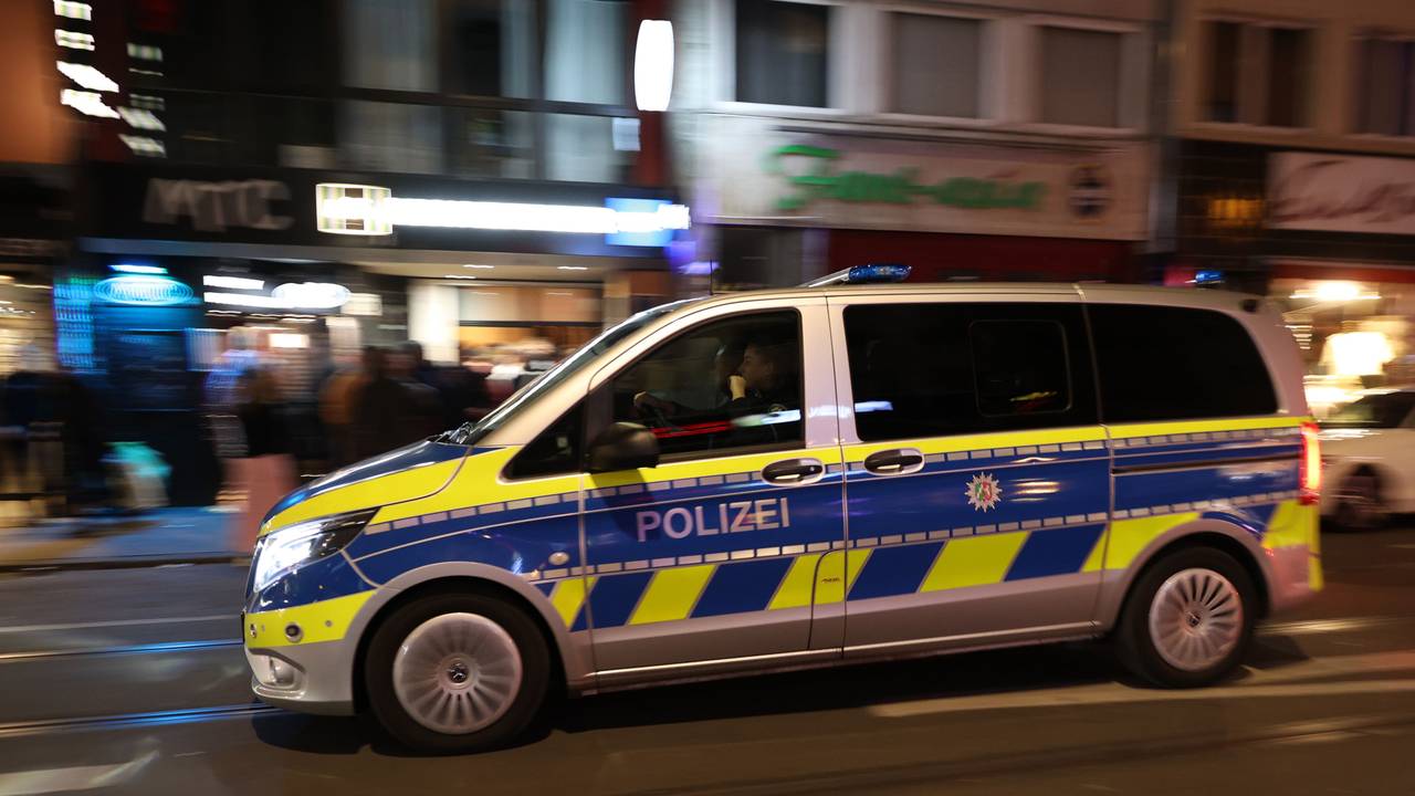 Die Kölner Polizei konnte einen Mann auf der Zülpicher Straße in Gewahrsam nehmen.