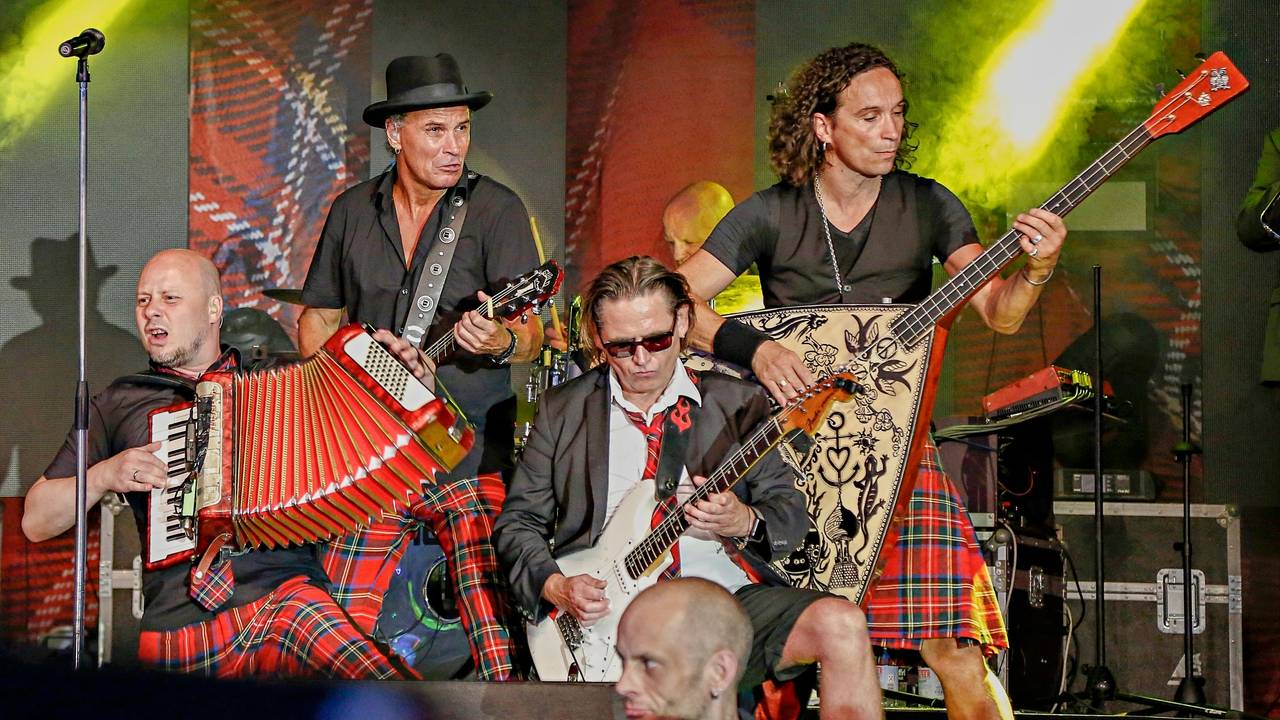Die Band Brings auf der Bühne.