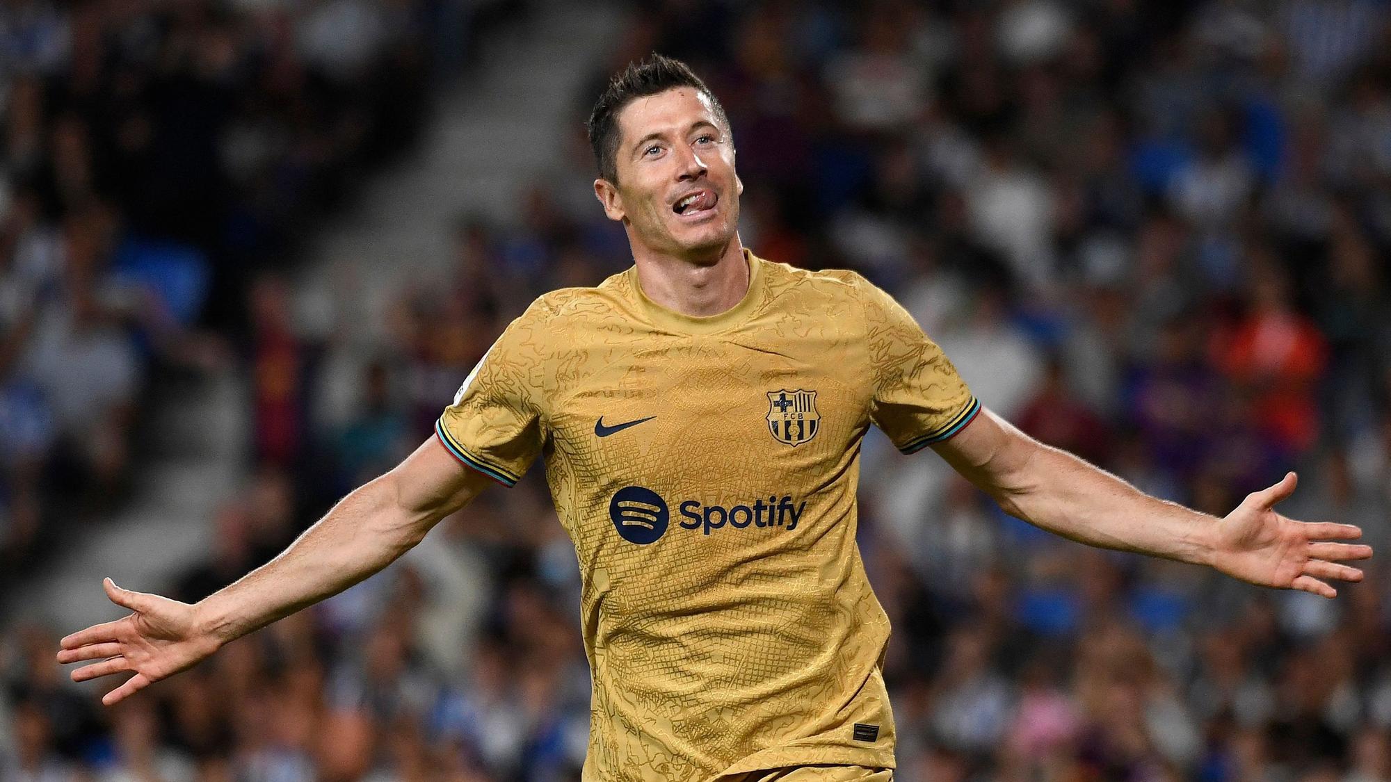 Robert Lewandowski bejubelt sein Tor gegen Real Sociedad.