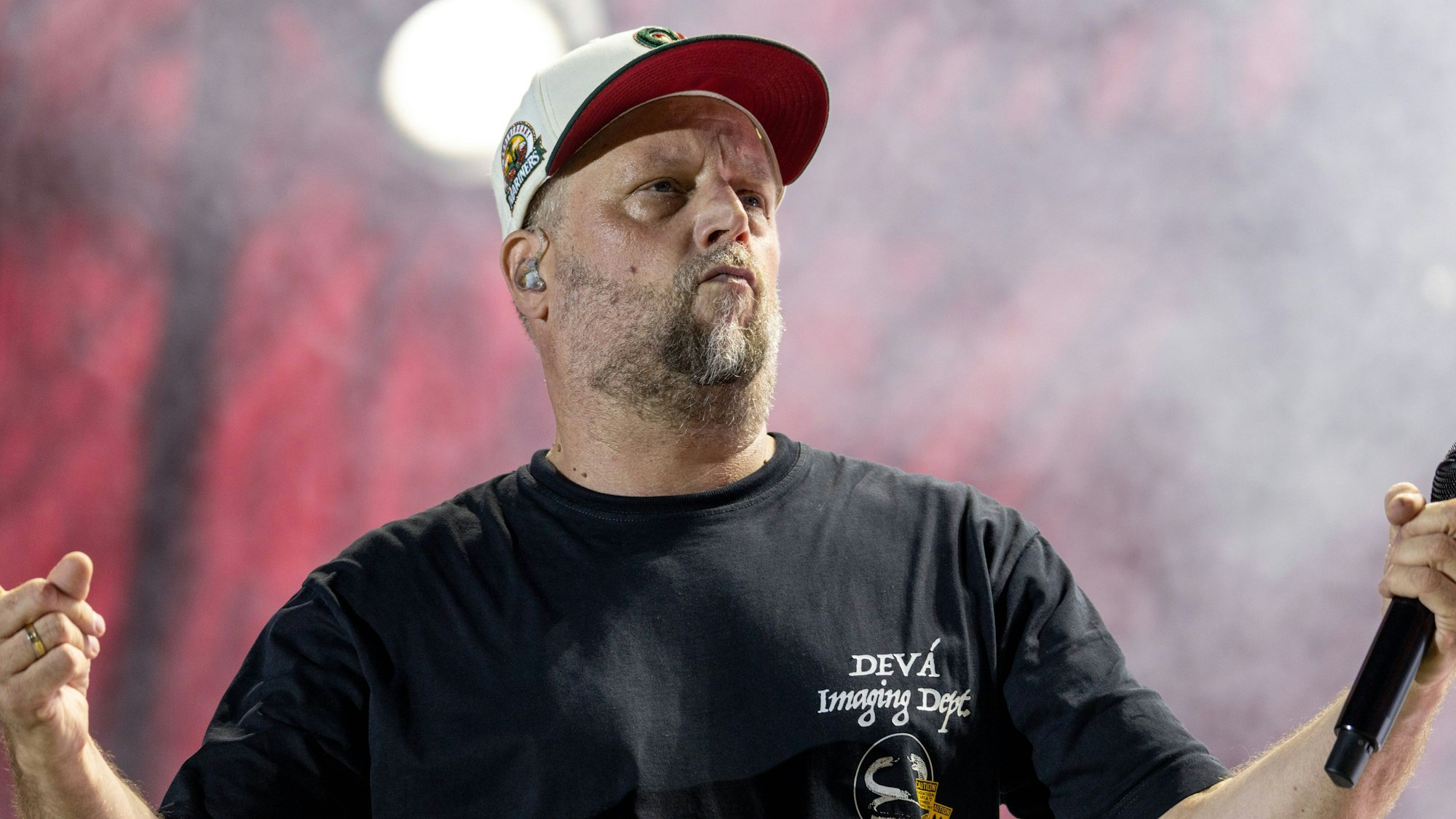 Michael Smudo Schmidt beim Live-Auftritt der einmaligen Konzertreihe auf der Hofgartenwiese in Bonn.