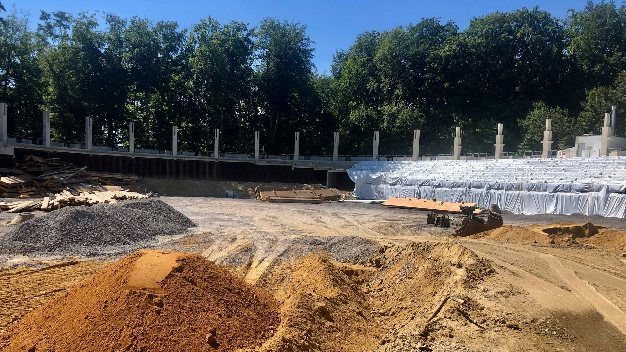 Abriss der Kölner Radrennbahn im August 2022.