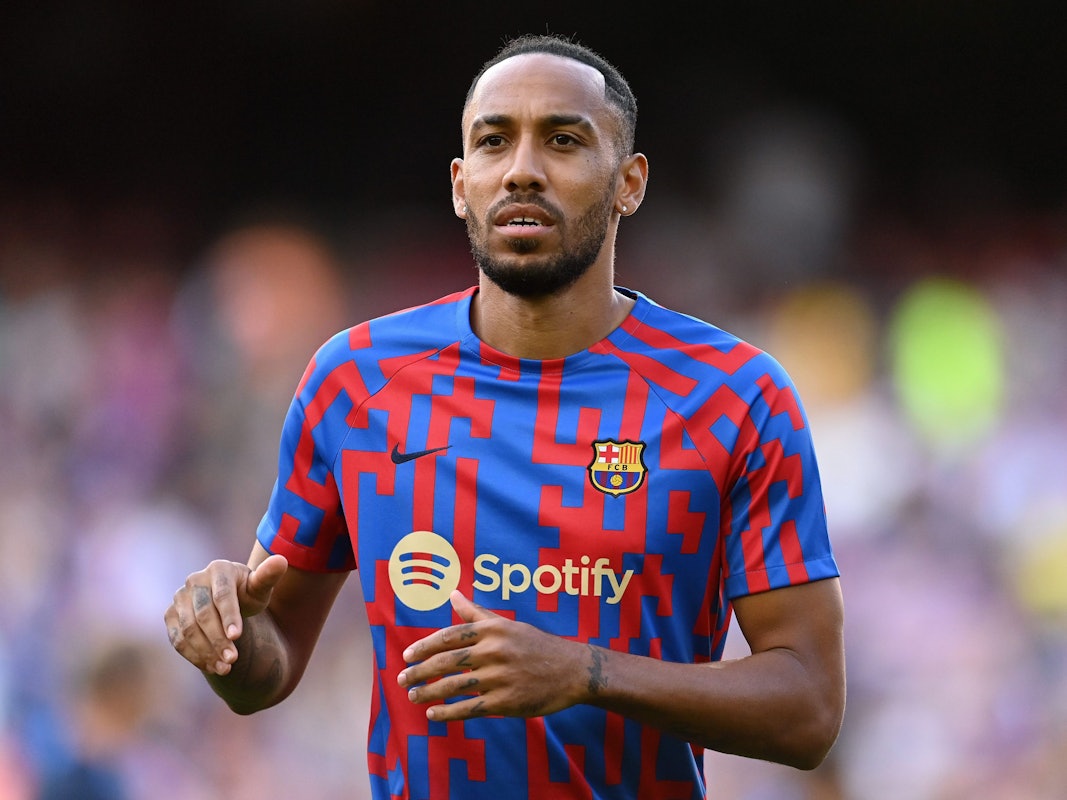 Pierre-Emerick Aubameyang läuft auf dem Platz.