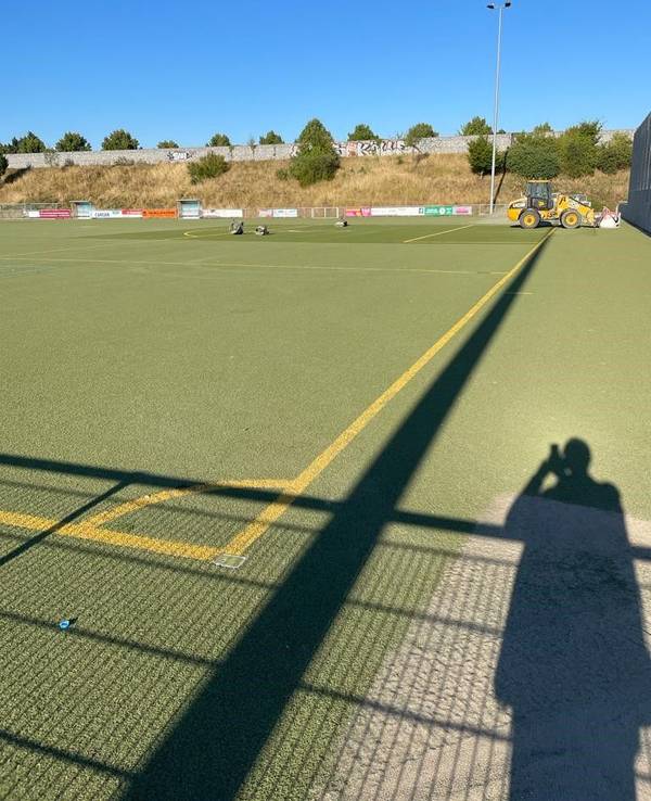 Die Bezirkssportanlage in Rodenkirchen wrd aktuell saniert.