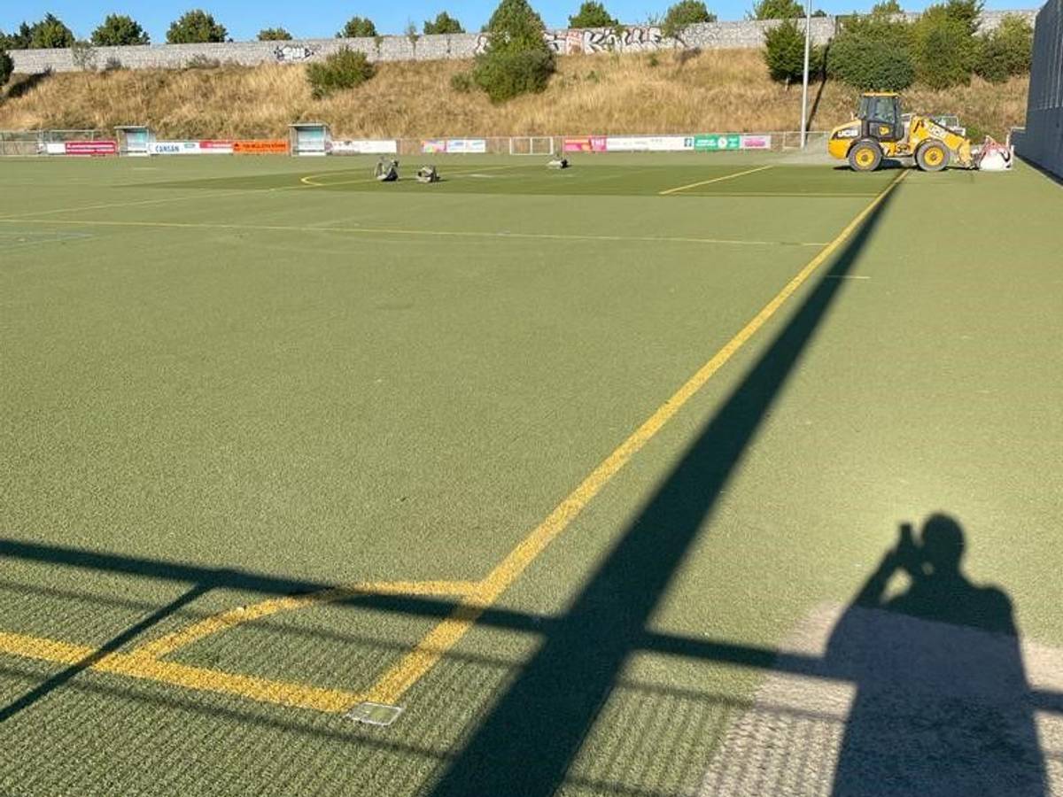 Die Bezirkssportanlage in Rodenkirchen wrd aktuell saniert.