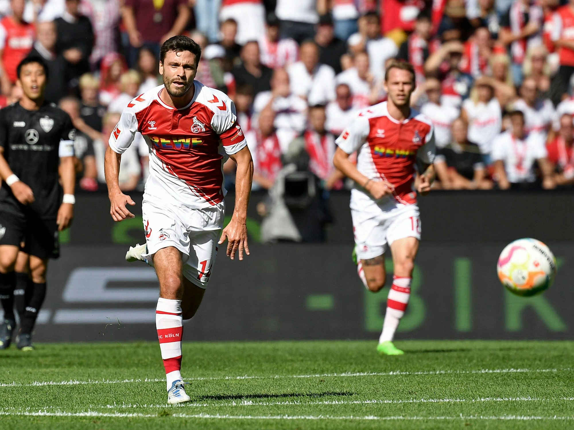 Jonas Hector im kräftezehrenden 0:0-Heimspiel gegen den VfB Stuttgart am 28. August 2022.