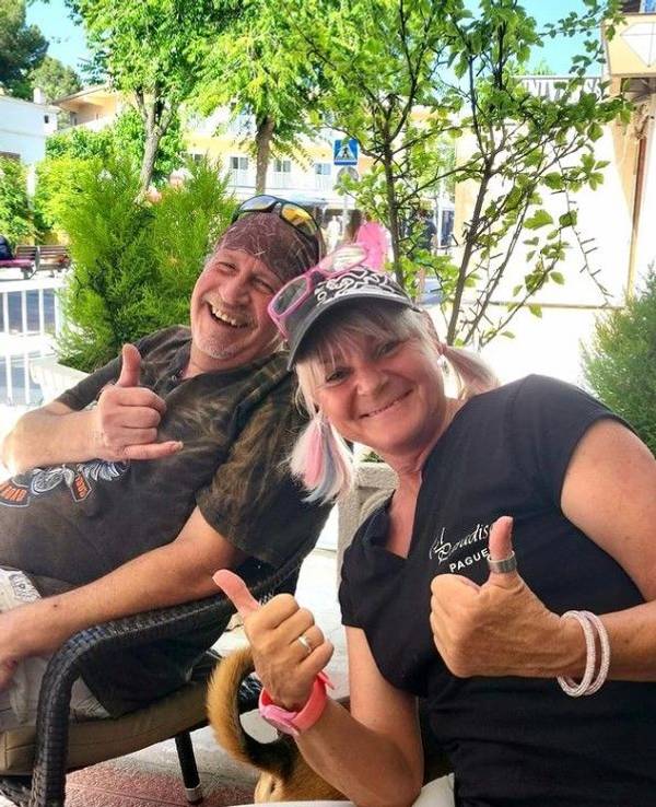 Thommy und Kathrin Mermi-Schmelz, hier auf einem gemeinsamen Foto ihres Instagram-Kanals mermischmelz vom 5. Juni, meldeten sich mit Neuigkeiten.