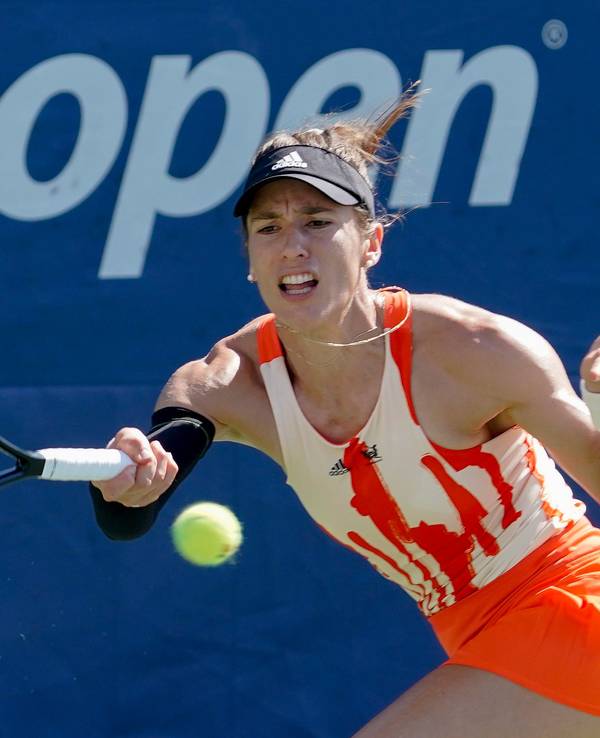 Die deutsche tennisspielerin Andrea Petkovic während des Spiels gegen Belinda Bencic bei den US Open 2022.