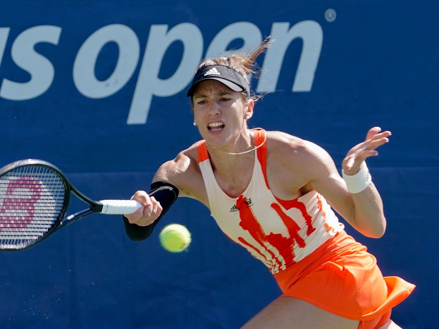 Die deutsche tennisspielerin Andrea Petkovic während des Spiels gegen Belinda Bencic bei den US Open 2022.