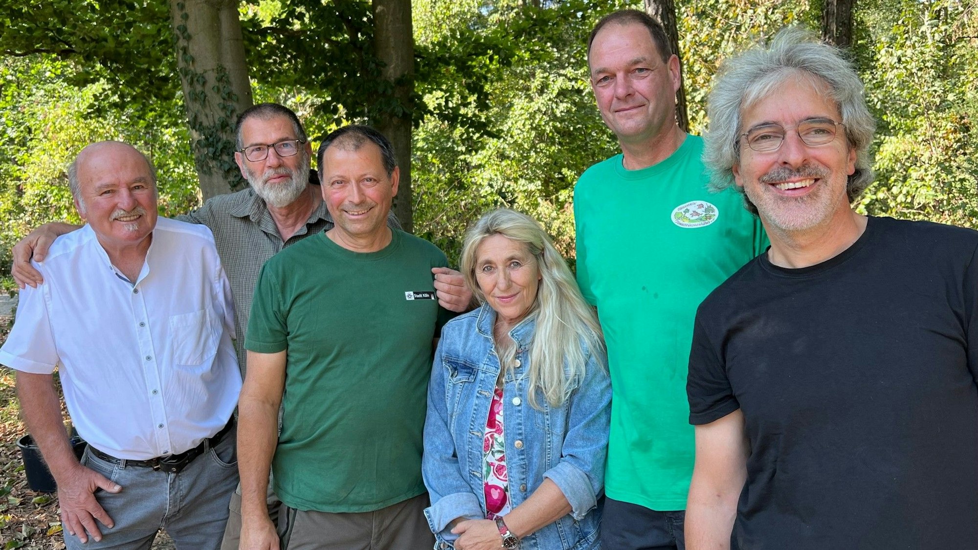 Team hinter der Rumpelbank