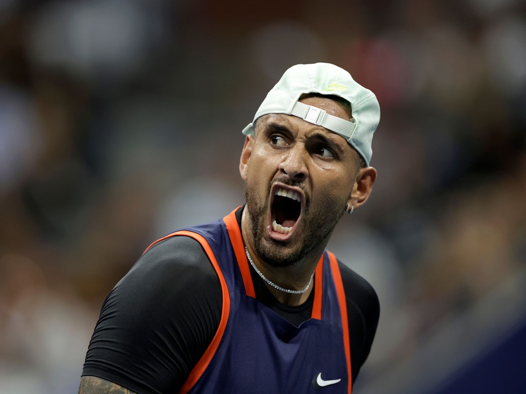 Der Australier Nick Kyrgios jubelt während des Spiels gegen Daniil Medwedew.