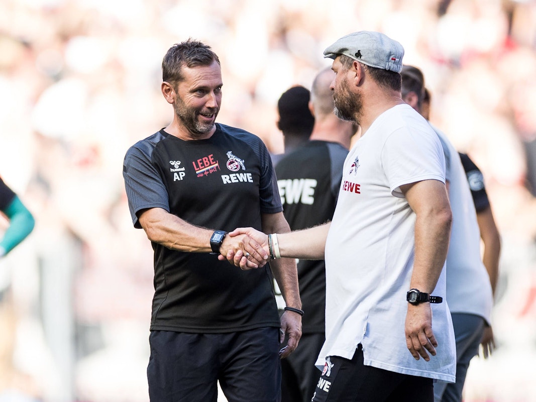 Volles Vertrauen vom Chef: André Pawlak (l., hier am 28. August 2022) vertritt Steffen Baumgart in Nizza an der Seitenlinie.