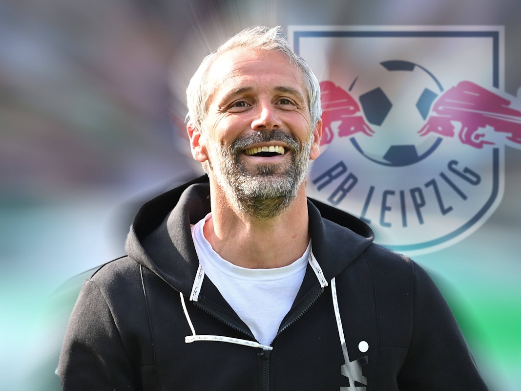 Marco Rose lacht in die Kamera.