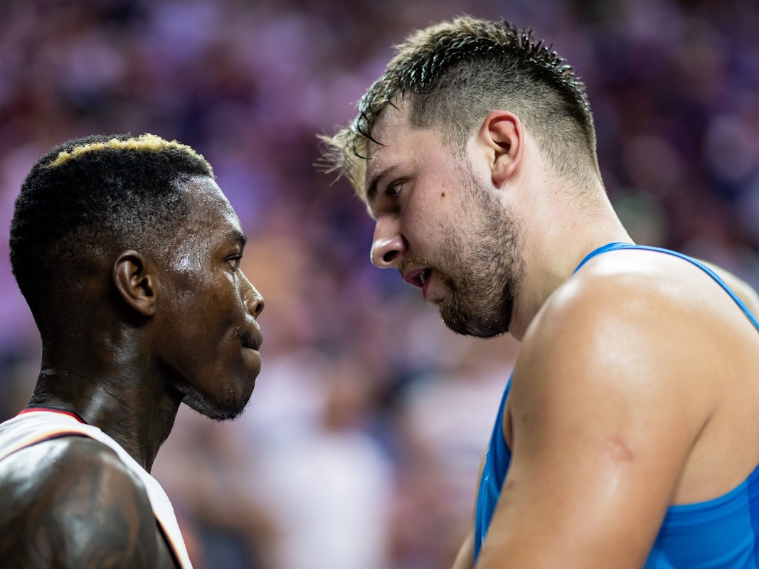 Luka Doncic und Dennis Schröder geraten aneinander.