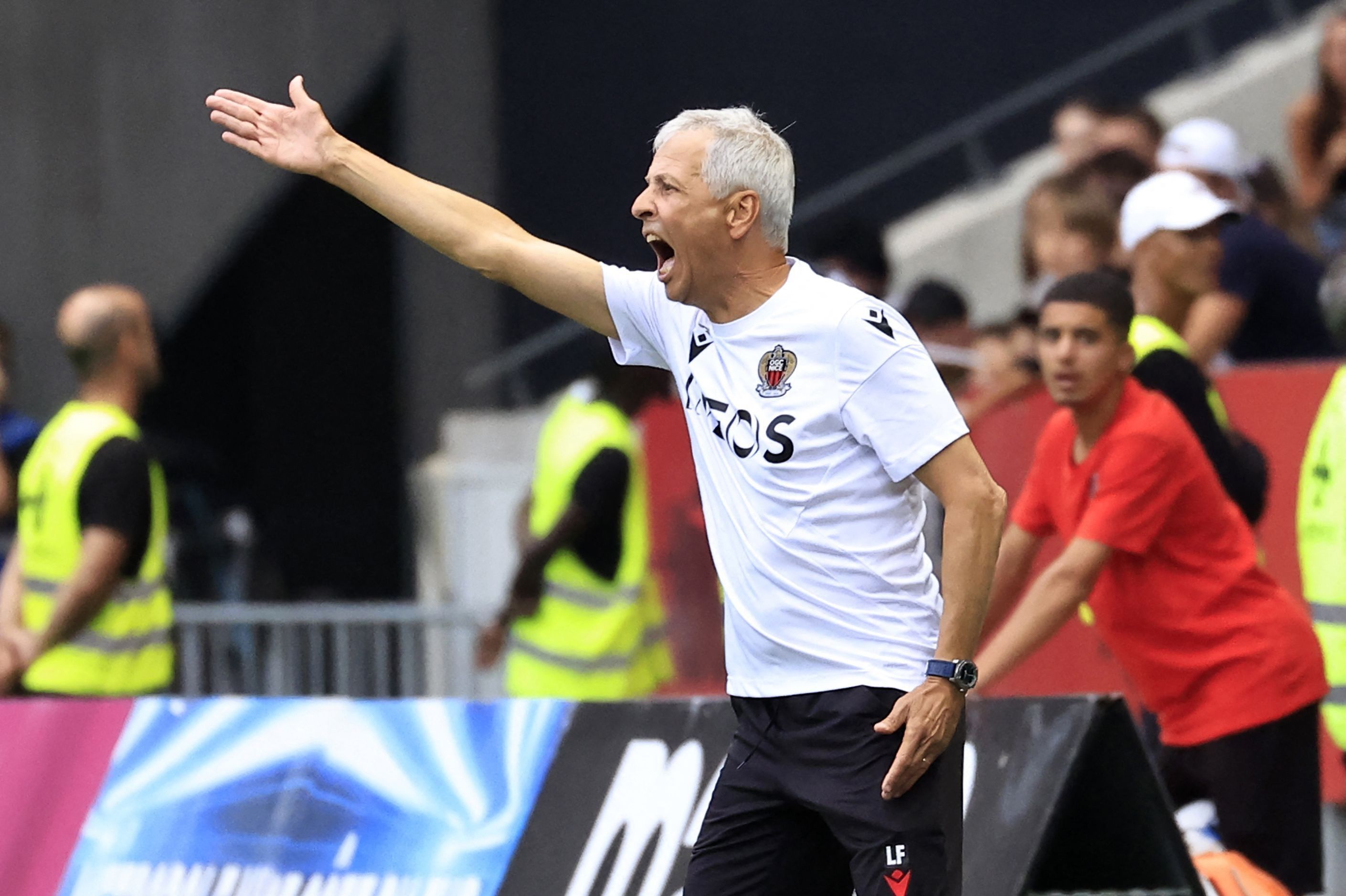 Lucien Favre trainiert den OGC Nizza.