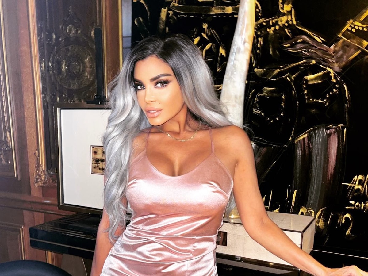 Reality-Star Kader Loth, hier auf einem Instagram-Bild von Juli 2022 in einem rosa Mini-Kleid, musste notoperiert werden.