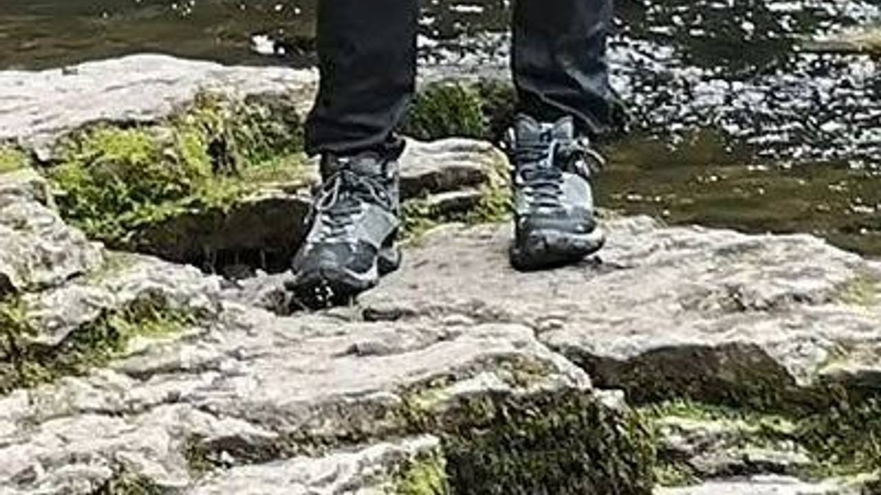 Das Fahndungsfoto der Polizei zeigt Scarlett S. aus Bad Lippspringe. Das Schicksal der seit zwei Jahren im Schwarzwald vermissten 26-jährigen Scarlett S. aus Bad Lippspringe (Nordrhein-Westfalen) ist weiter ungewiss.